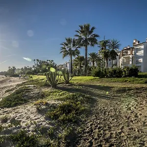 Hb - Comfortable Beachfront Estepona